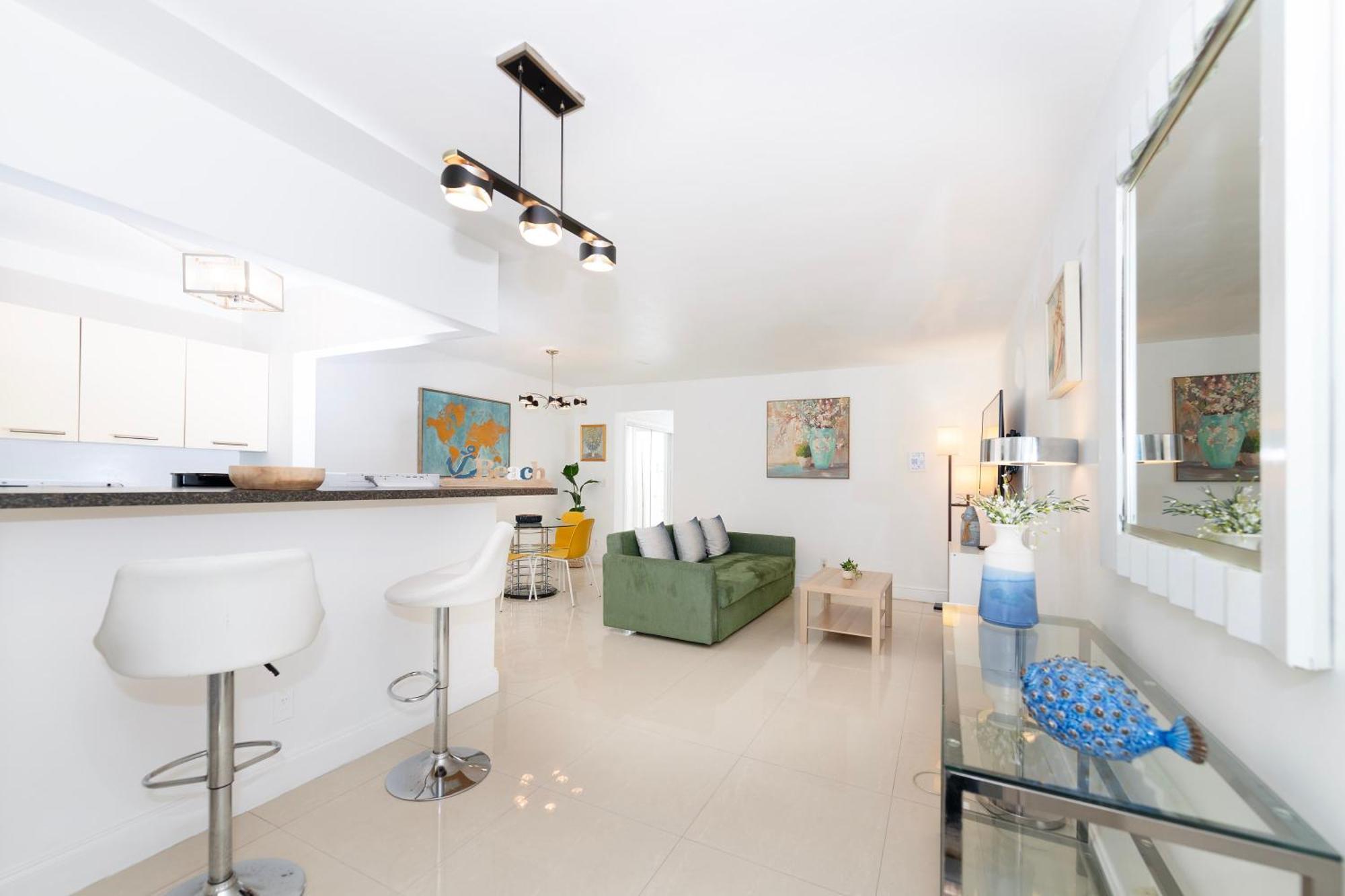 Art Deco Washingthon Apartment ميامي بيتش المظهر الخارجي الصورة